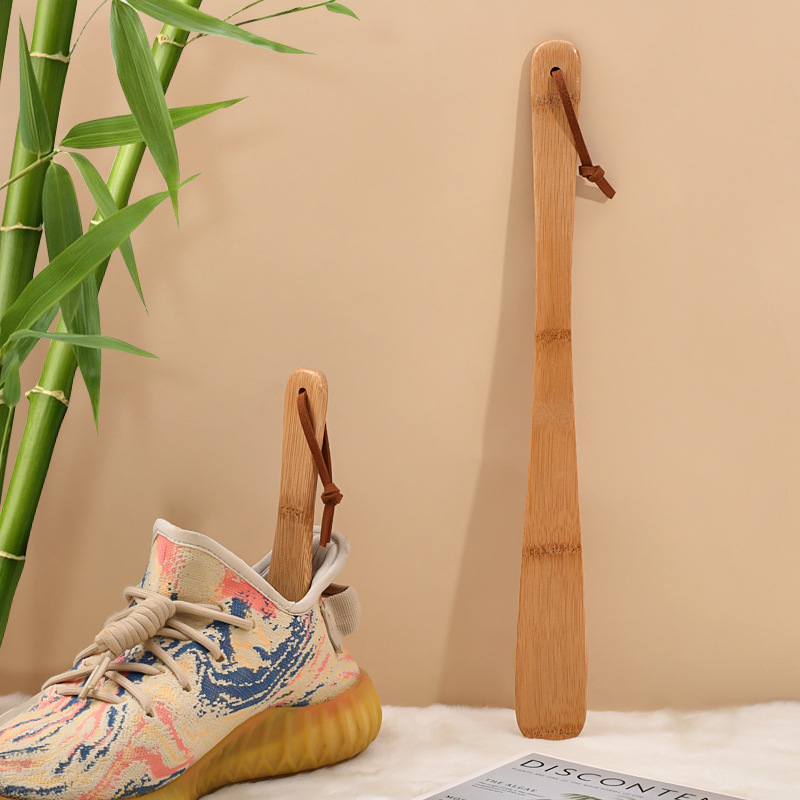 Bamboo Shoehorn with Long Handle for Home Use, Suitable for Elderly and Pregnant Women, Shoe Helper for Putting on Shoes Without Bending Over, Customizable Gift Shoe Helper