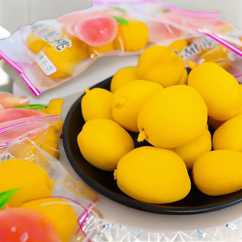 Rongnide Sweet and Sour Crispy Peach 95g Bagged Candied Cold Fruit Childhood Flavor Throat-Locking Peach Nostalgic Snack Whole Box Wholesale