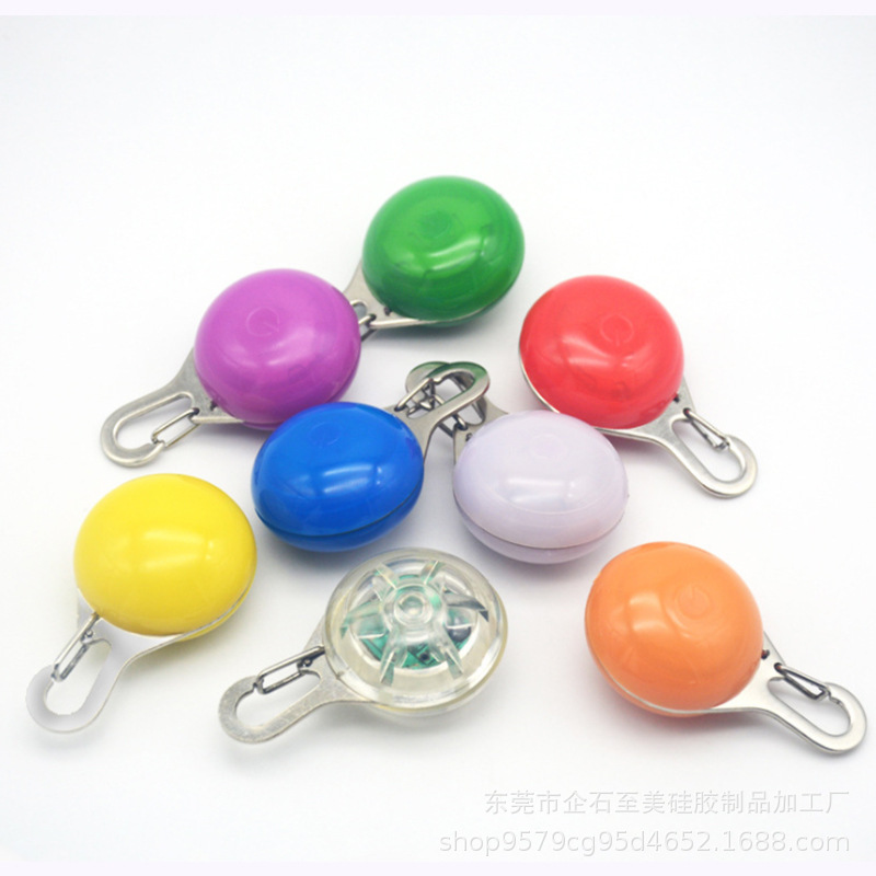 Pet luminous pendant led luminous glitter pendant jewelry pet supplies night dog walking artifact dog pendant