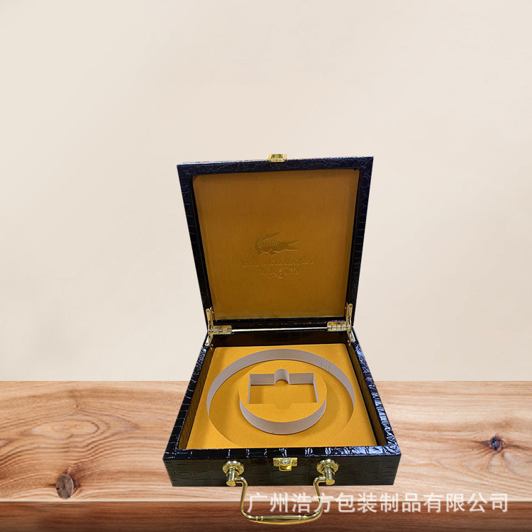 Spot crocodile grain belt wooden box belt belt box square box Tanabata Valentine's Day gift box hardware handle thick