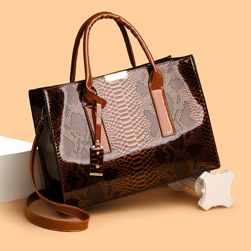 Cross-Border European and American New Snake Pattern Simple Foreign Trade Handbag Large Capacity Fashion Classic Versatile Shoulder Crossbody Women's Bag