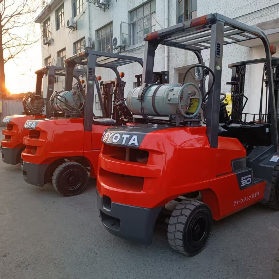 Supply Toyota Toyota3 Ton Gasoline Forklift Liquefied Gas Forklift Fdzn30 Used Forklift