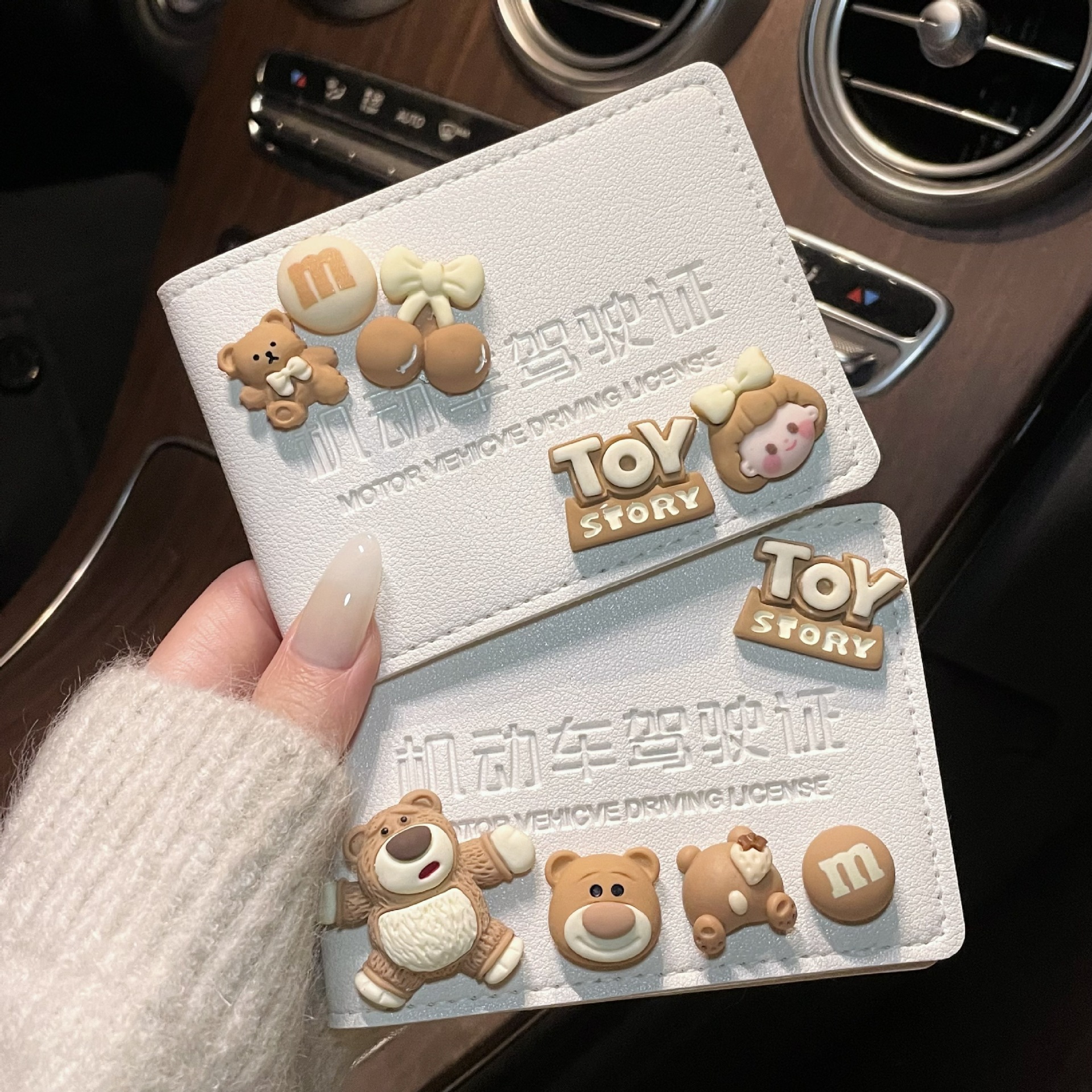 Милый держатель для водительских прав для девочек, креативный кожаный держатель, простой защитный чехол на несколько карт, документальная сумка