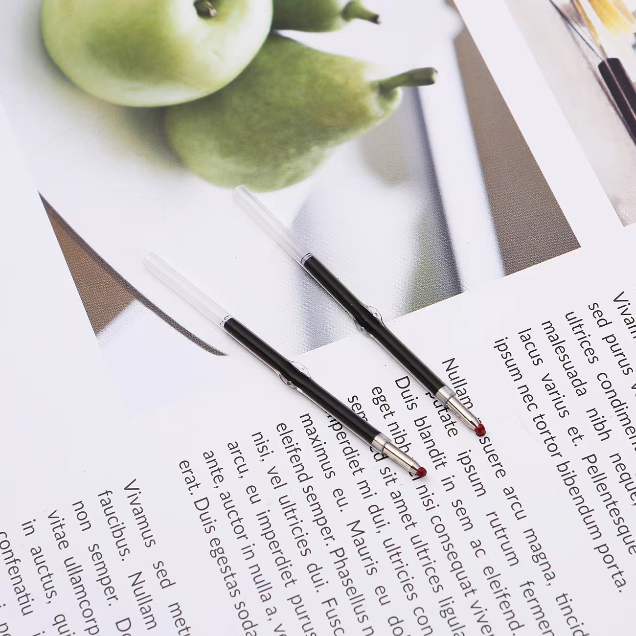 Beaded pen refill batch plastic ballpoint pen refill 1.0mm office signature replacement refill Universal with bullet