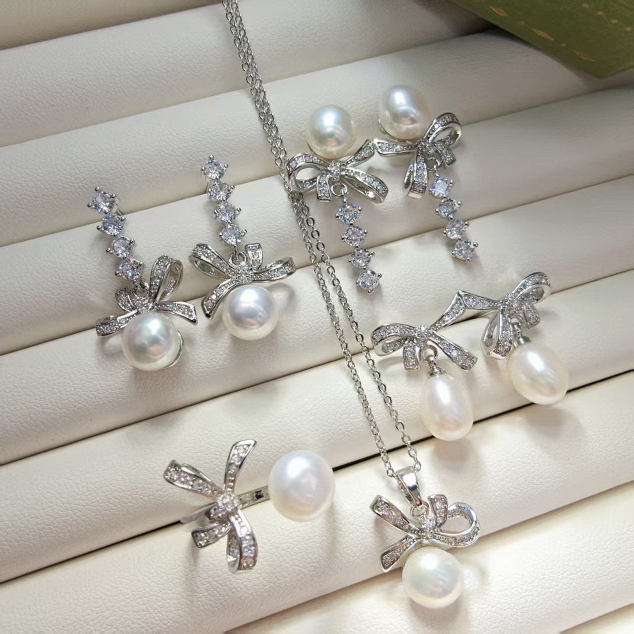 Набор французских асимметричных бантов с натуральными пресноводными жемчужинами, универсальные серьги-феи