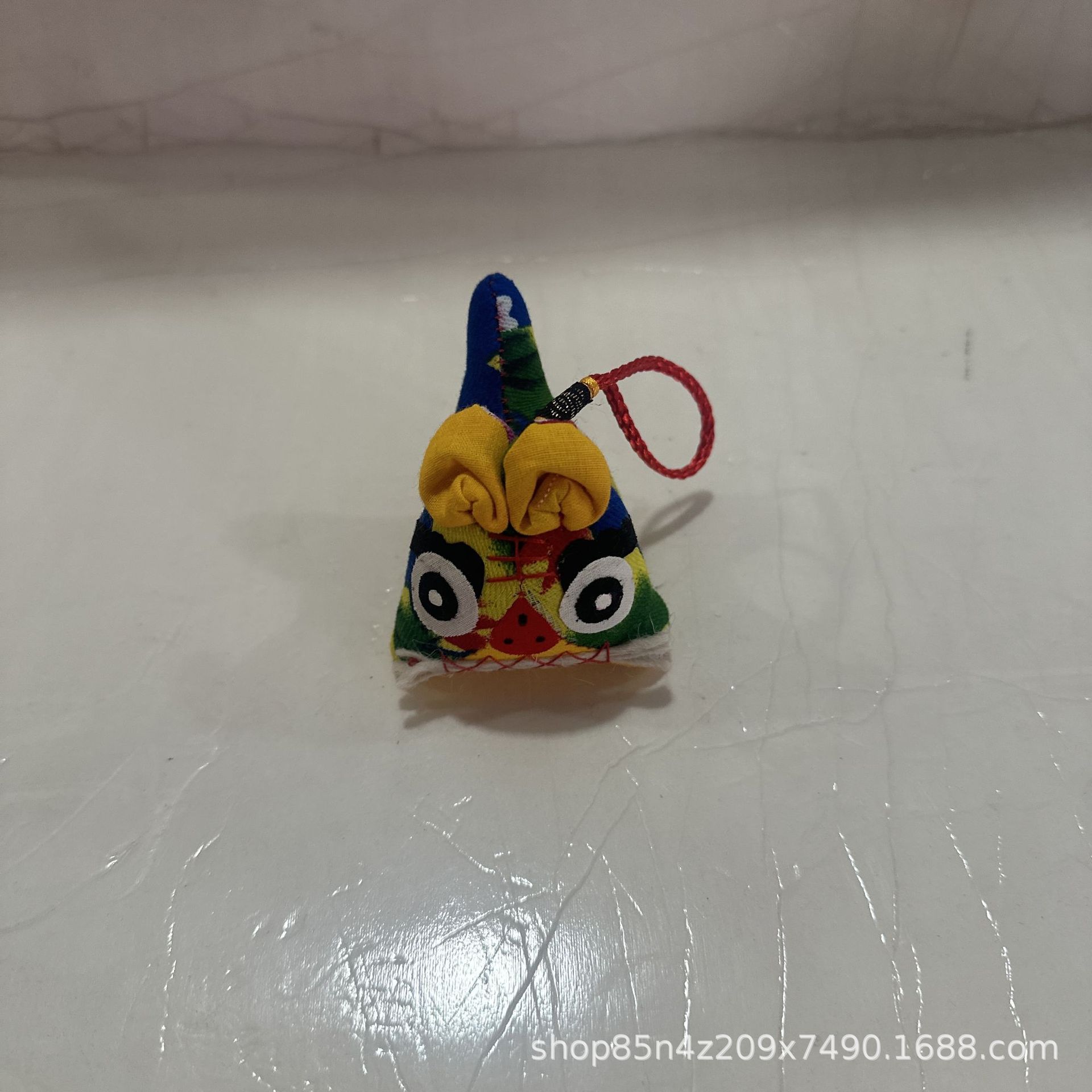 Folk Crafts Scenic Spot Hot-selling Cultural and Creative Gifts Opening Gift Wangwang Tiger Handmade Cloth Tiger Wangwang Tiger