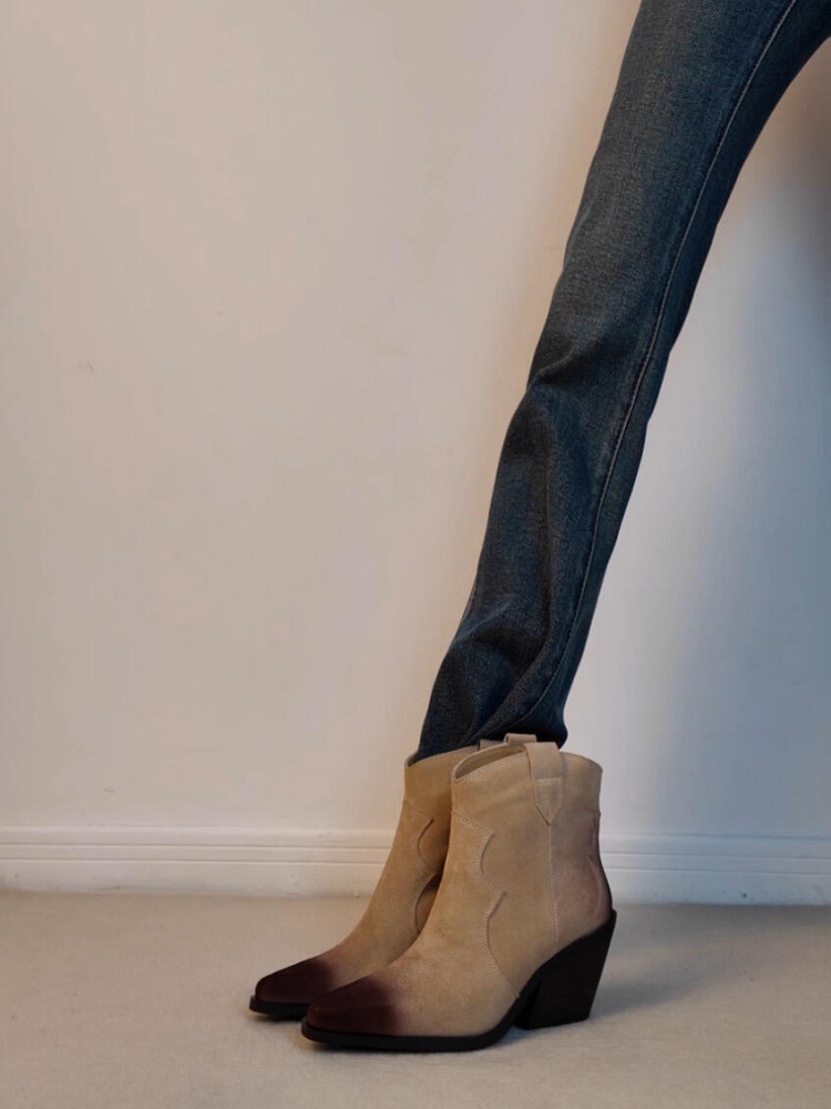 Шершавая версия ~ Новые стильные натуральные кожаные ковбойские сапоги без застежки для женщин, ретро универсальные сапоги с острым носком и толстым каблуком 2025