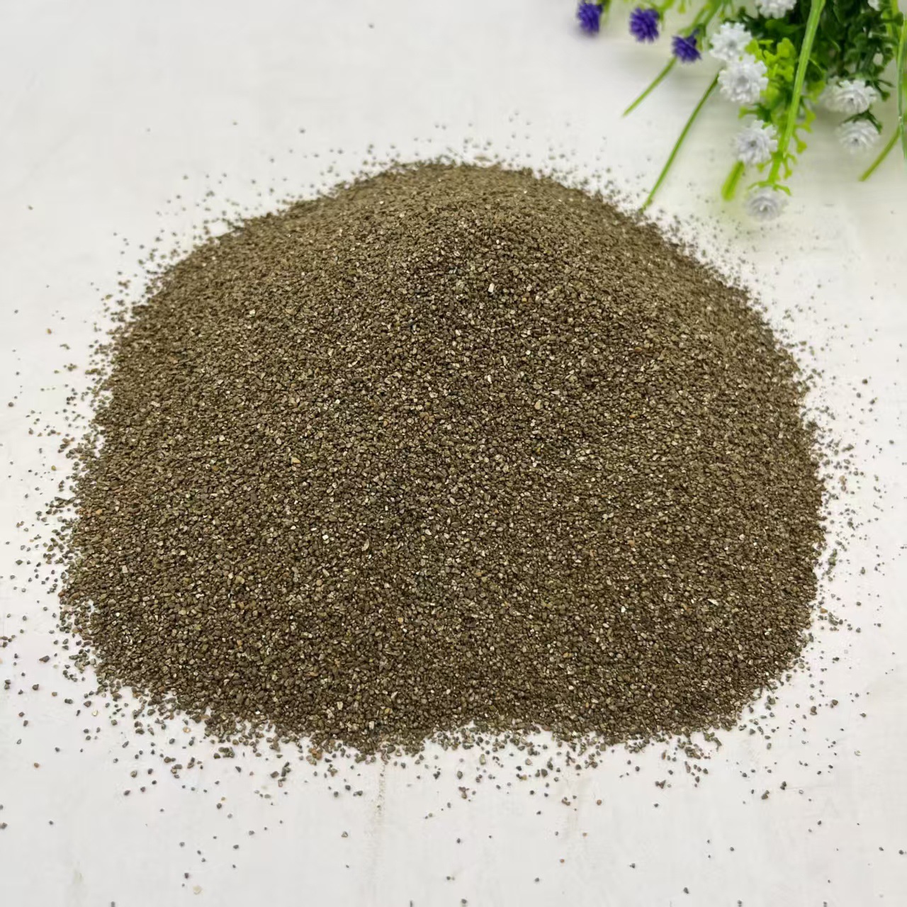 Iron Sulfide Tin Titanium Alloy Sand Manufacturer Supplies Metallurgical Casting Sulfurization Rust Removal Wear-Resistant Floor Material Iron Sulfide Sand