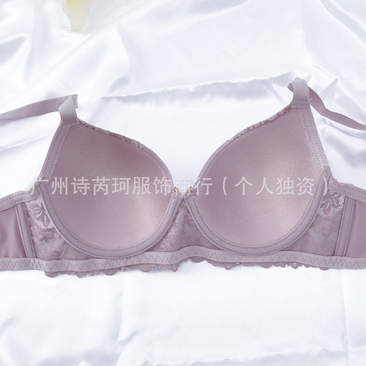 2025 cross-border steel bra French lace gathered to adjust the palm cup OZON Amazon foreign trade underwear