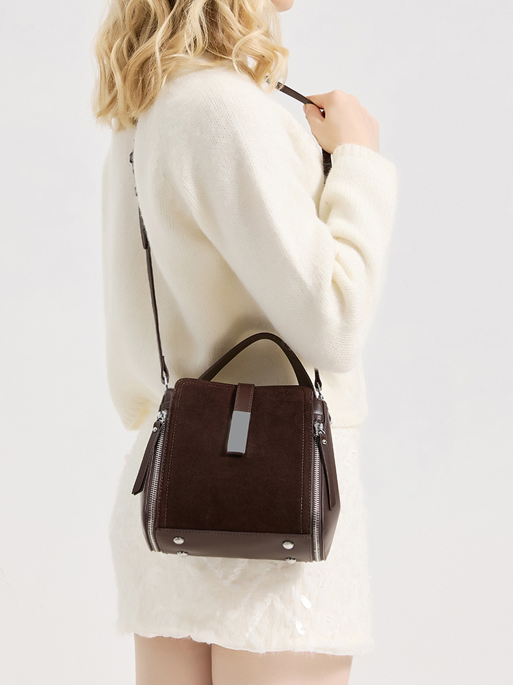 Genuine Leather Hot-Selling Women's Crossbody Bag, Versatile and Elegant Handbag, Vintage Bag, Matte Cowhide Shoulder Bag