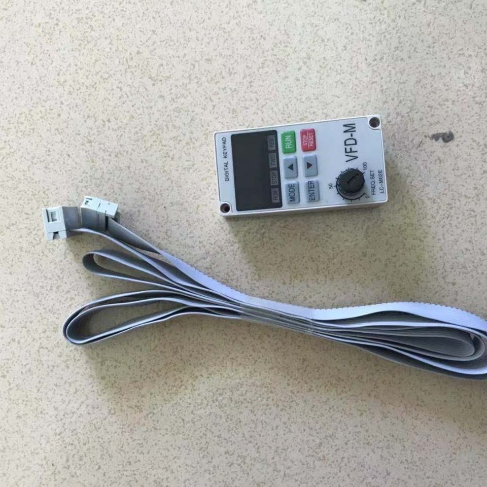 Frequency Converter Vfd-M Series Control Panel Lcm02Elcm2E Panel Controller 0.5m - 1m Manufacturers