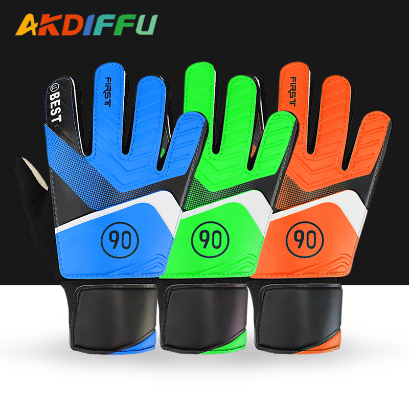 Factory wholesale children's football goalkeeper gloves latex anti-collision door gloves hand guard anti-collision a generation of hair