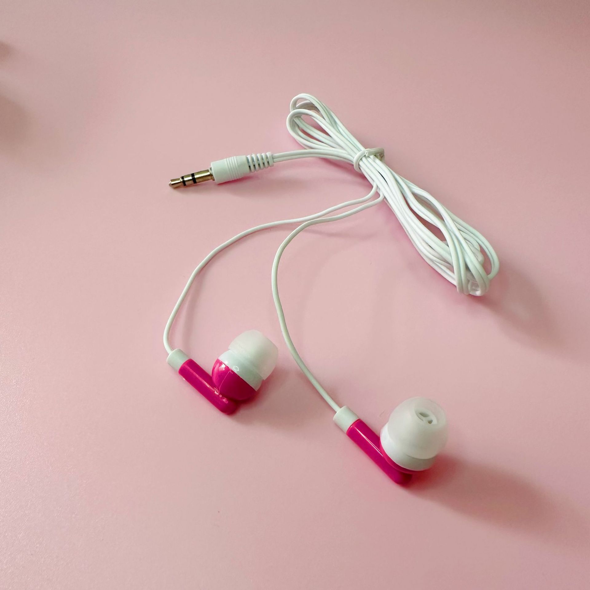 Color No Mark Mp3 Cheap Wired Headphones Universal 3.5mm Round Hole Interface Mobile Phone Headphones