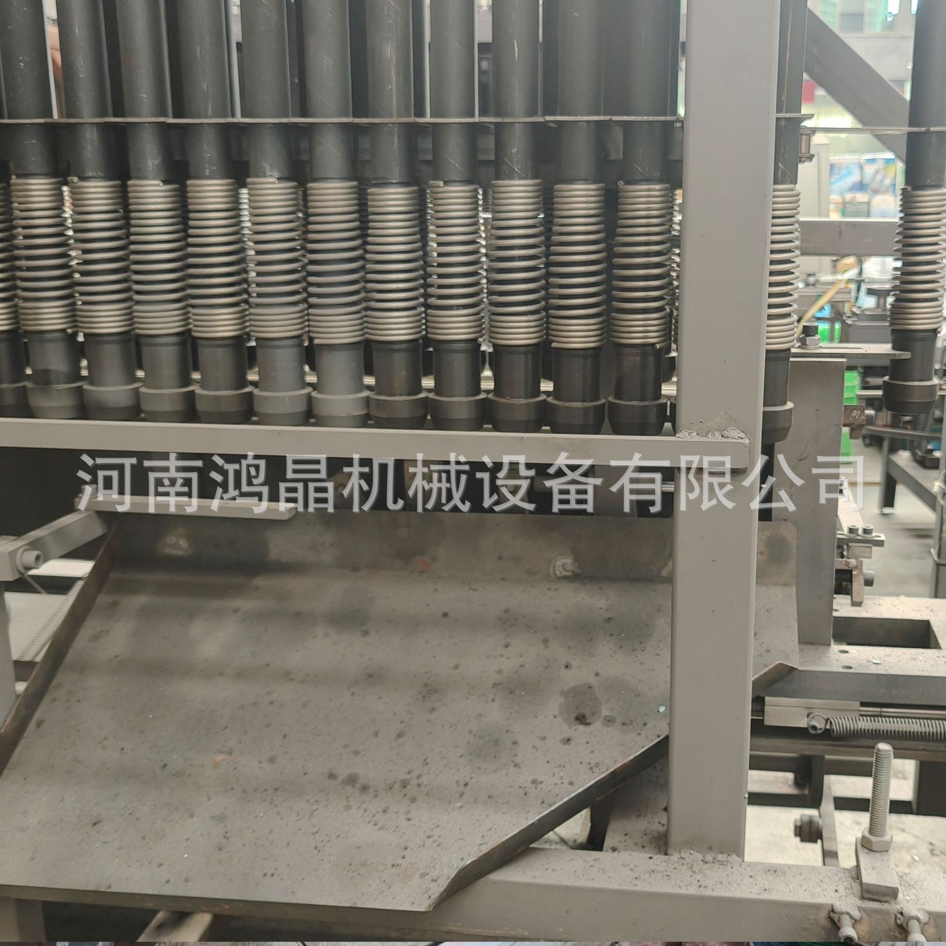 Fully Automatic Crystal Pressing Machine Crystal Glass Machinery Crystal Pressing Strip Making Glass Machinery Mold Making