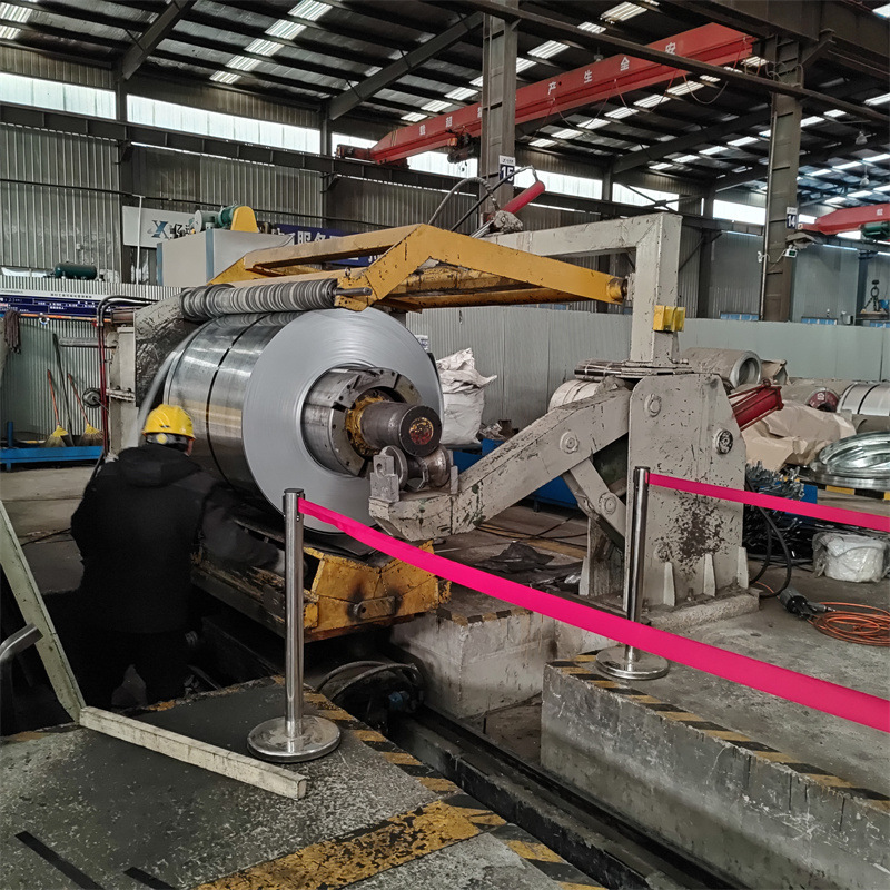 Galvanized Coil with Flower Hot-Dip Galvanized Coil High Zinc Layer Galvanized Steel Plate White Iron Sgcc Galvanized Coil Galvanized Plate