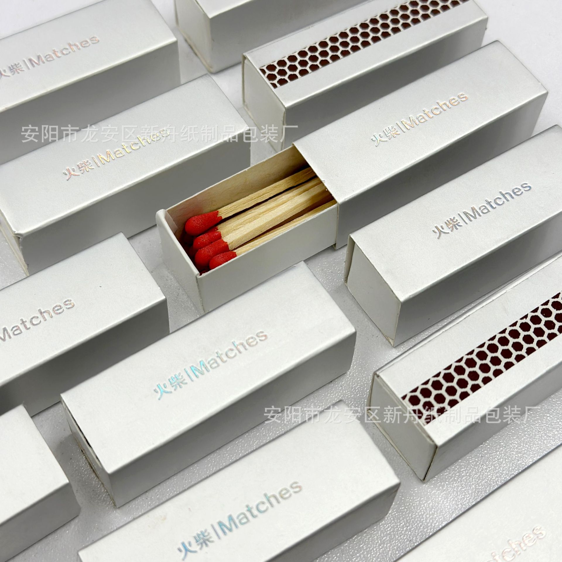 Азиатские серебряные картонные спички, высокое качество, полностью серебряные, безопасные, высококачественные рекламные креативные спички с логотипом