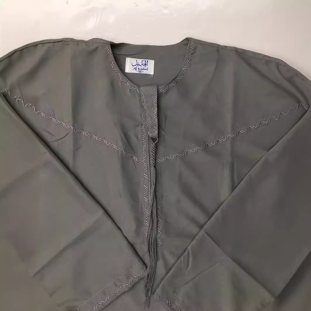 Yiwu Arab robes factory wholesale children's 6-color Omani robes 1066.66 cm-1799.98 cm yards Hui clothing ethnic style