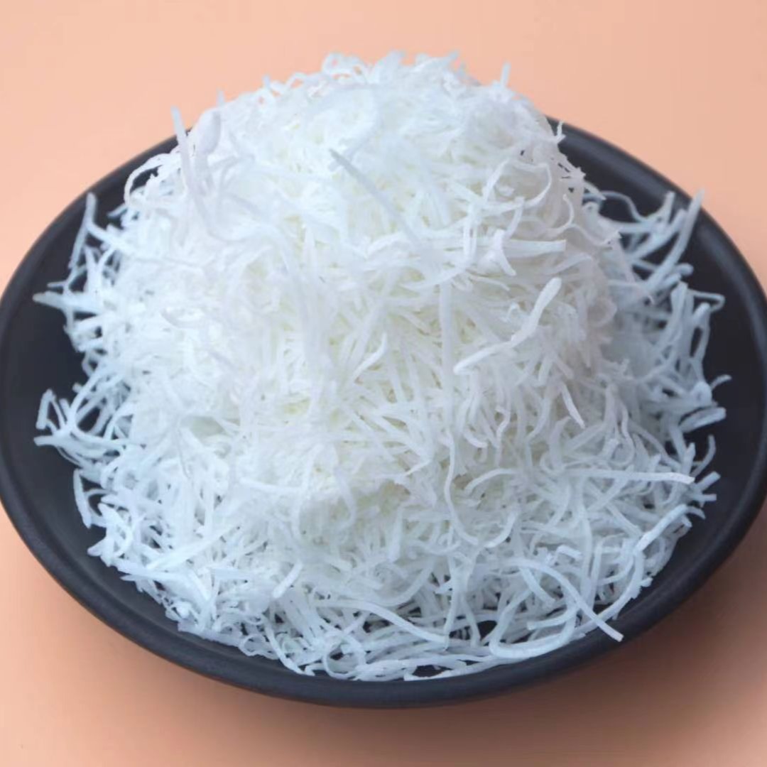 Кокосовые ломтики, десертный суп, ингредиенты для выпечки