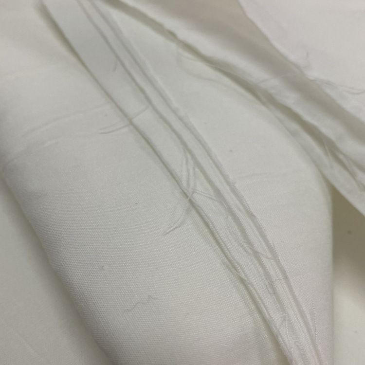 Manufacturer Wholesale In-Stock Tc110*76*63 Polyester-Cotton Fabric for Clothing Pockets, Toy Bags, Furniture, Shoes, Hats, and Waistbands