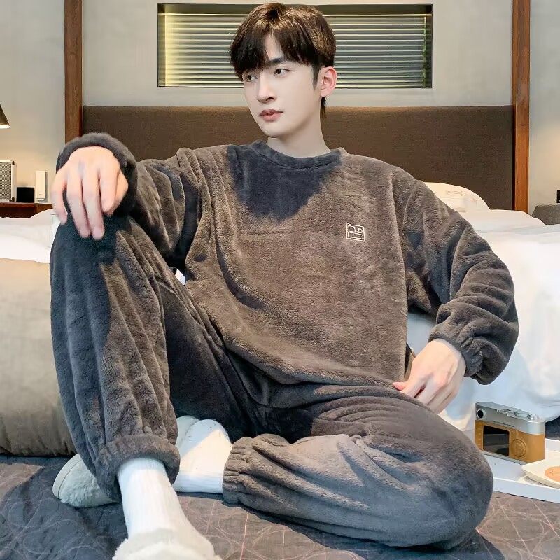 90kg Plus Size Pajamas for Men in Autumn and Winter, Thickened and Velvet-Lined, Long-Sleeved, Warm Pullover Home Wear Two-Piece Set