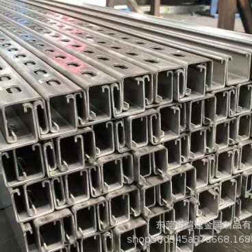 Hongyi Equal-Sided Galvanized Angle Steel Thickeneded National Standard Q235 Universal Angle Iron Can Be Customized with Double-Sided Punching Shelf Flower Angle Steel