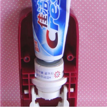 Toothpaste squeezer toothbrush holder Automatic toothpaste squeezer suit sticky hook toothbrush holder toothpaste holder wholesale