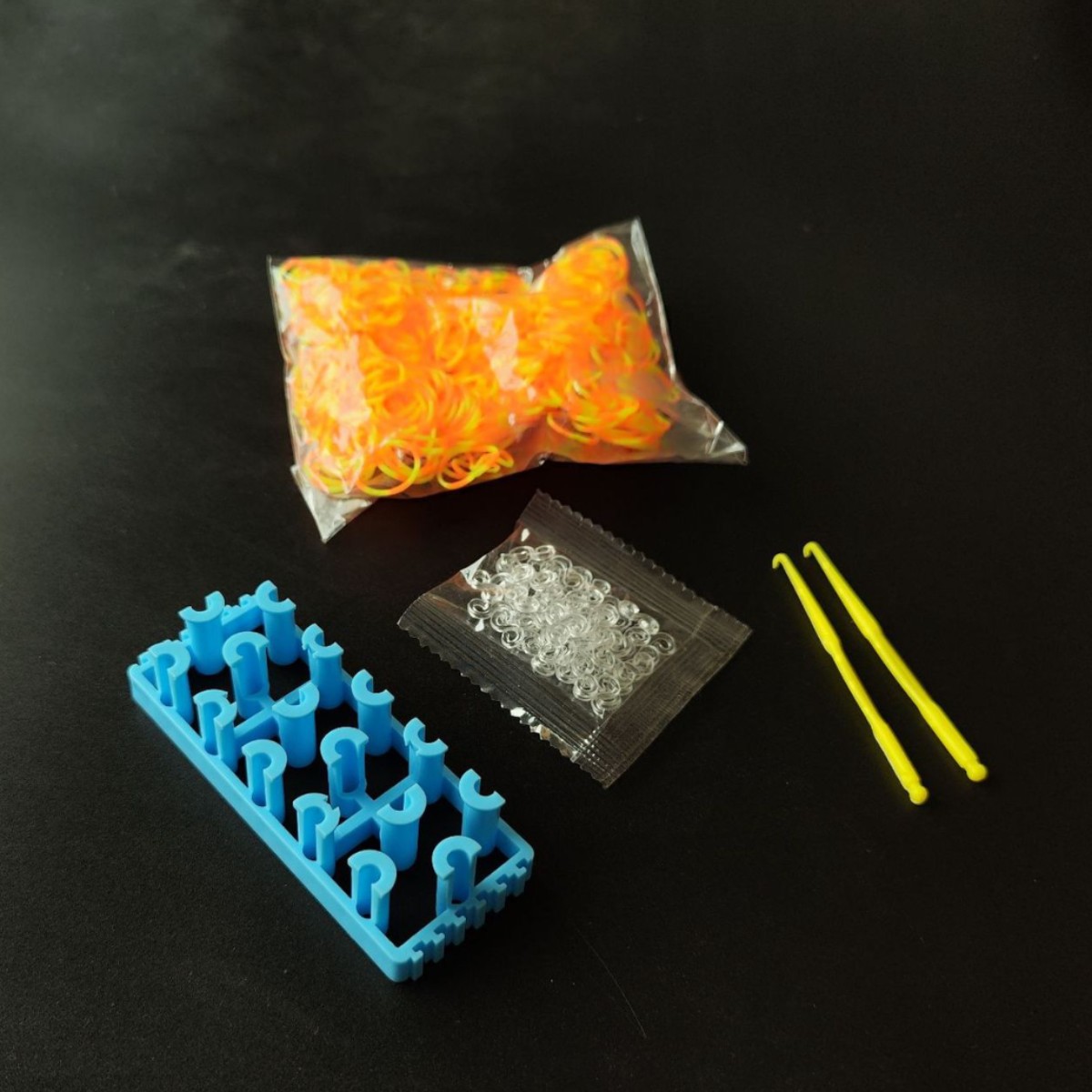 Europe and the United States cross-border plastic color small crochet rainbow rubber band knitting accessories small crochet bracelet knitting crochet