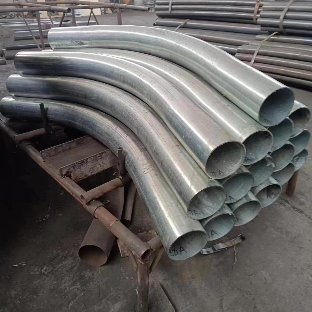 Galvanized steel pipe embedded non-welded joint galvanized pipe direct butt joint threading pipe direct sleeve spot
