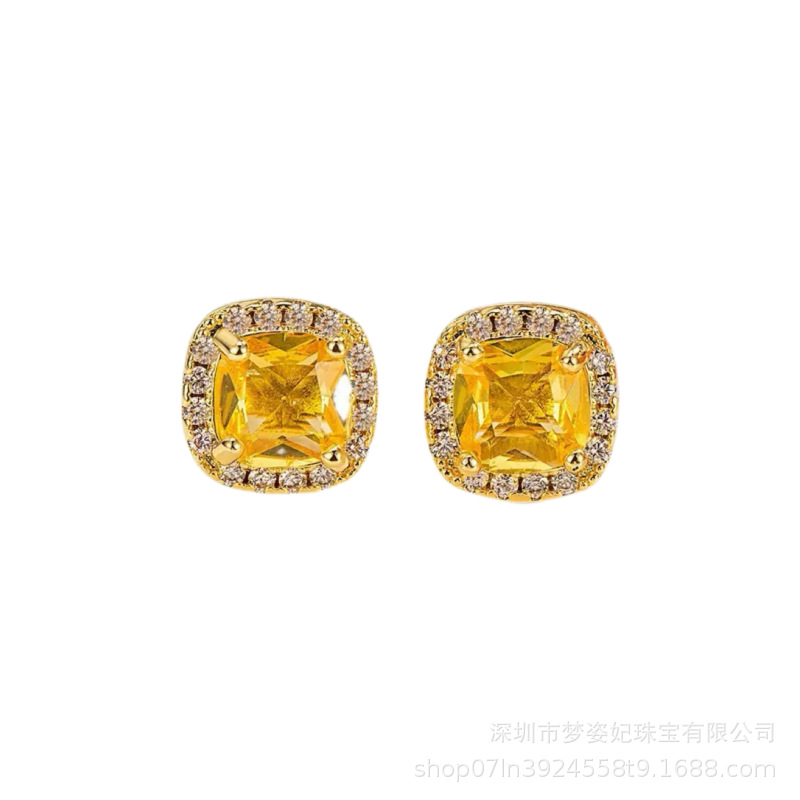 Direct Sale of 18K Gold Earrings Au750 Solid Non-Moldable Super Shiny Ear Cuffs Versatile Ear Hoops Popular Wholesale on Live Streaming