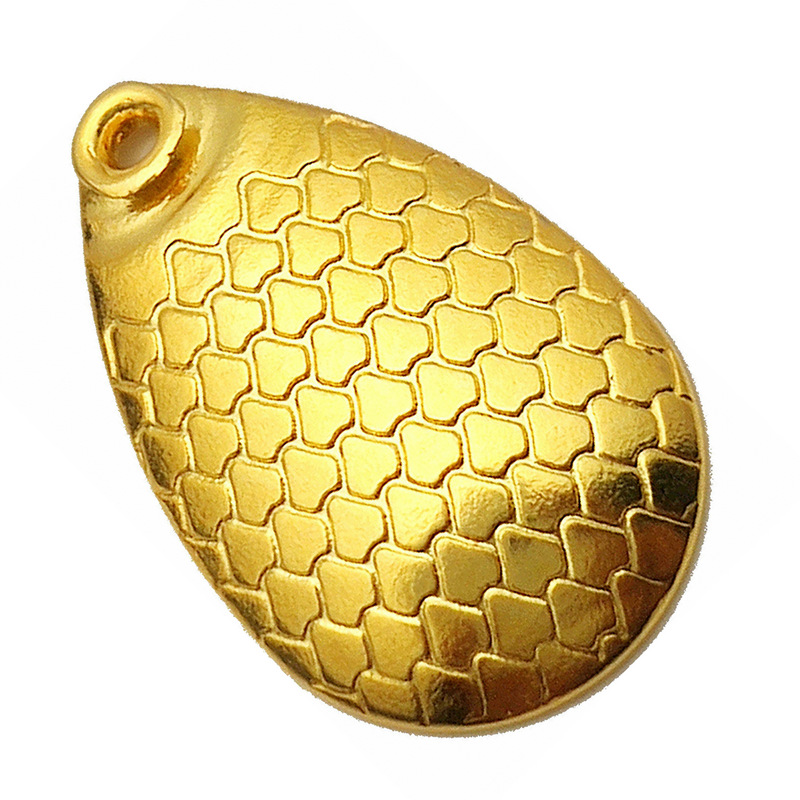 One-piece melon seed sequins (sequins that do not hurt the line) thickened fish scale sequins Horsemouth white strip Luya melon seed sequins