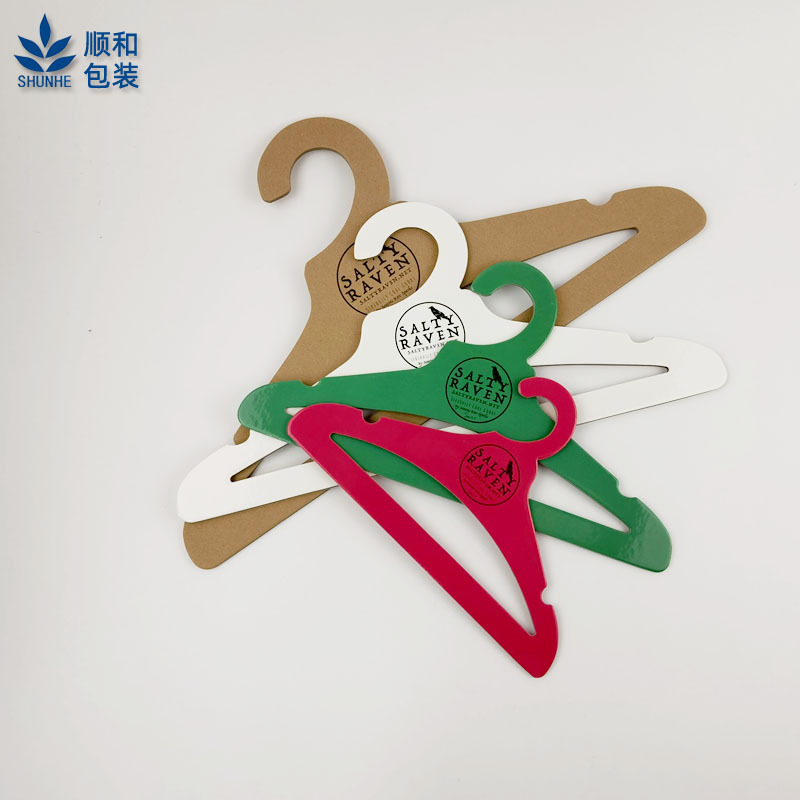Kraft Paper Hangers Women's Dry Cleaning Shop Creative Disposable Display Cardboard Hangers Custom Printing Fsc Certificate