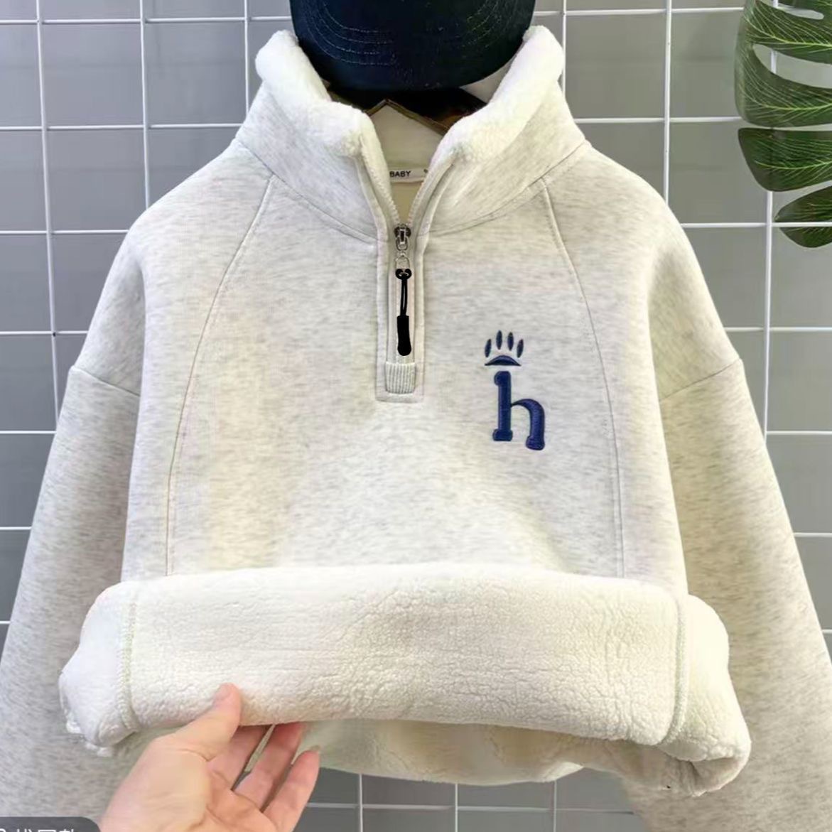 Alpaca Winter Half-Zip Embroidered Boys' Fleece-Lined Thickened Sweatshirt for Winter, Suitable for Older Boys and Girls