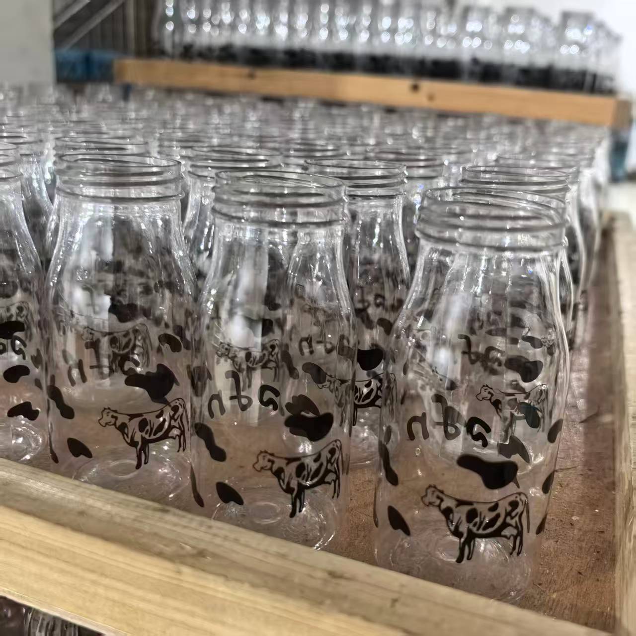 Yiwu City Specializes in Pad Printing, Screen Printing, Hot Stamping, Screen Printing, Screen Printing, Qr Code Printing and Processing