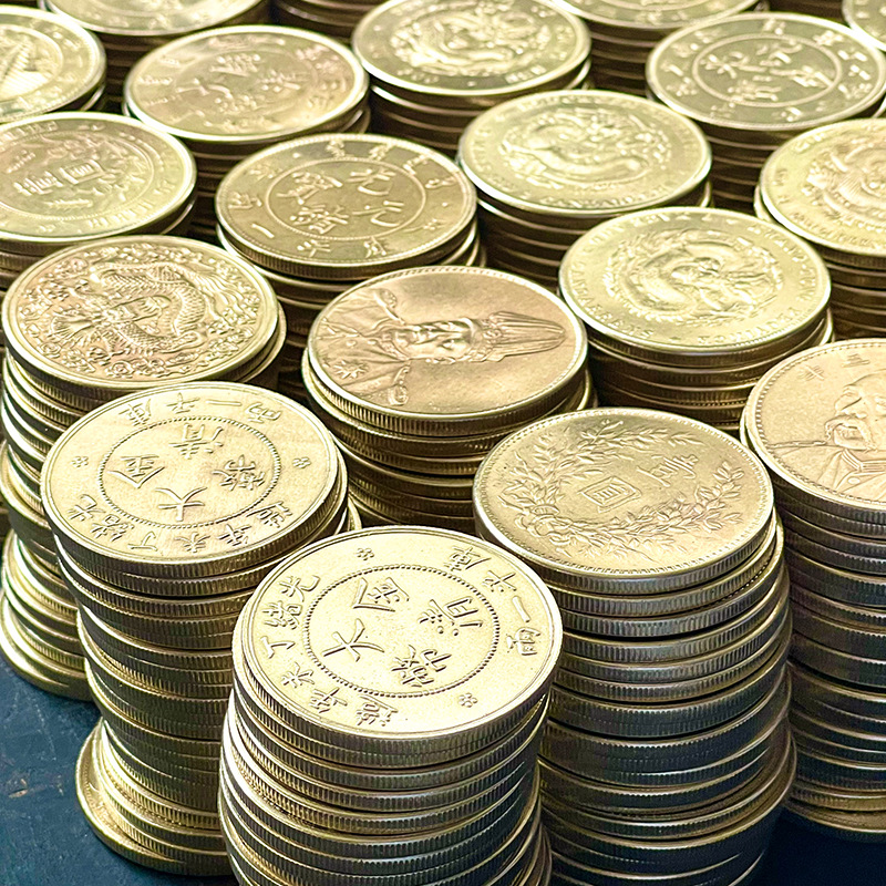 Оригинальные легкие латунные медные монеты, высококачественная латунь, большая партия, разнообразие стилей, отправка случайным образом