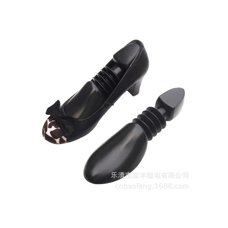 Sports shoes environmental protection plastic telescopic shoes shoe support multi-brand stores use the same spring shoe last expander