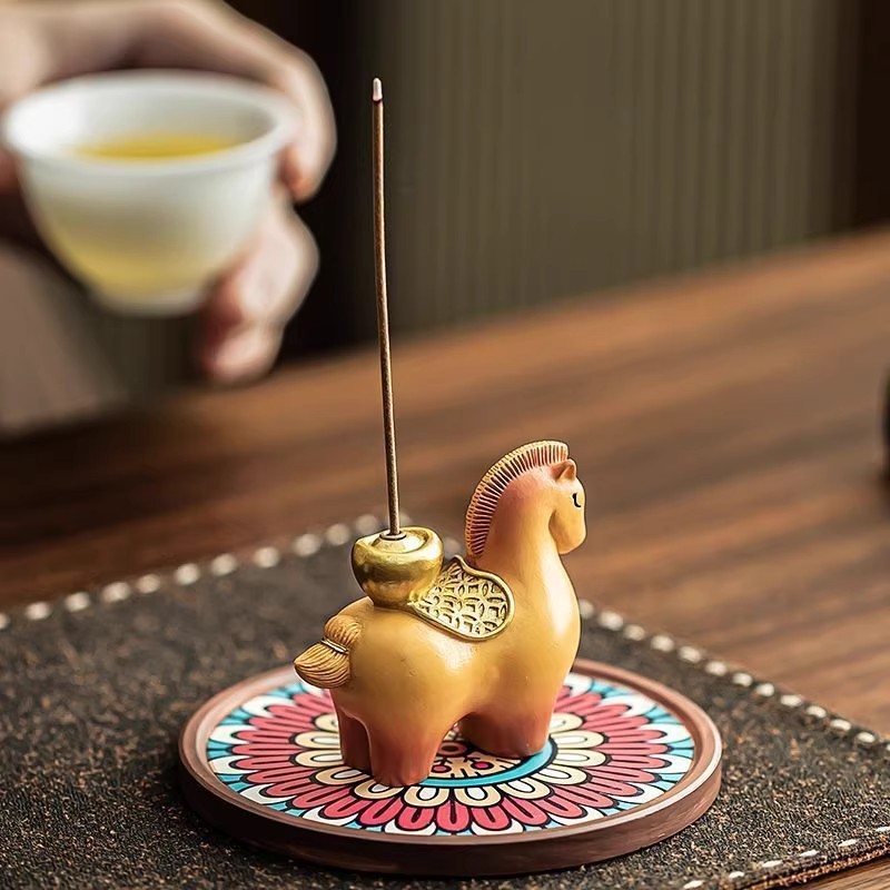 Popular Year of the Horse Fragrance Holder Tea Pet Home Chinese Style Gift Fragrance Holder Tea Table Desktop Aromatherapy