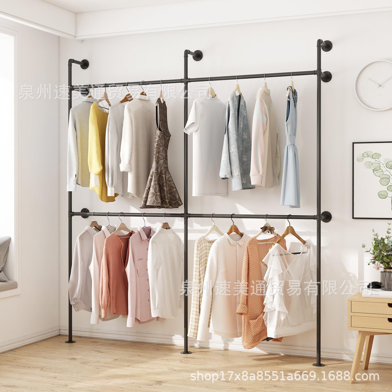 Industrial Tube Clothing Rack Golden Wall Hanging Display Rack Floor-standing Iron Wall Wedding Dress Display Rack Heavy Duty Hangers