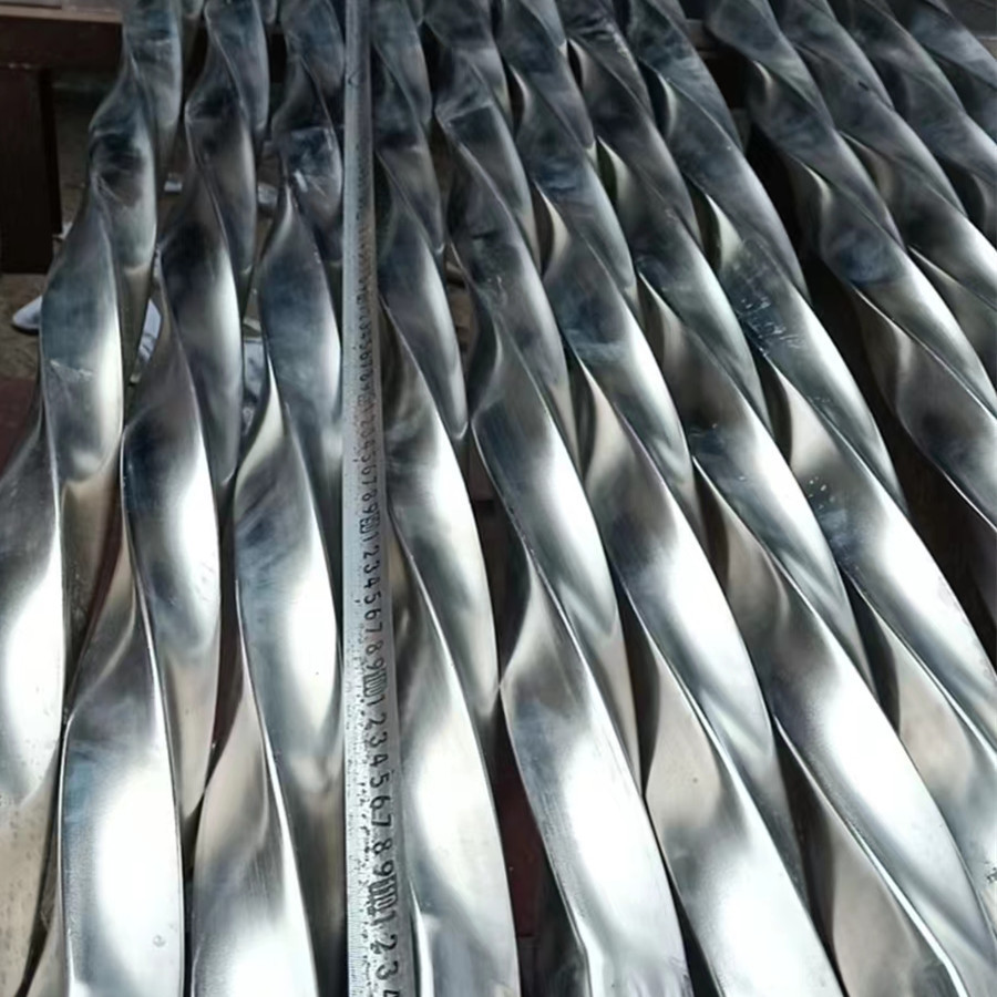 Stainless Steel Deflector Gas Stove Ventilation Dust Removal High-Temperature Resistant Heat Exchanger Twisted Auger Spiral Blade Thread