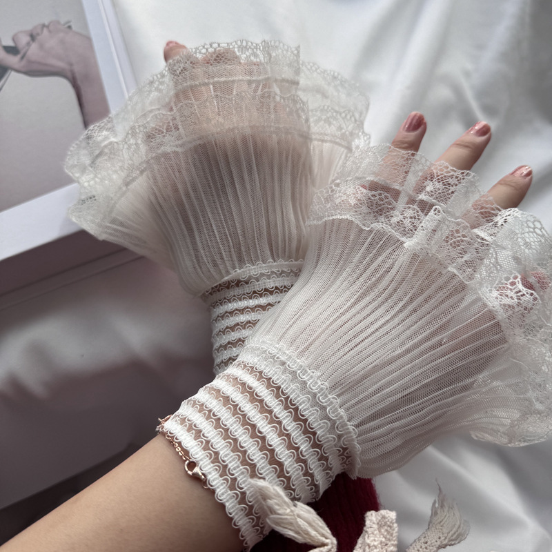 Lolita Bow Lace Hand Sleeve Female Lolita Lace Sleeve Lori Lo Niang Flower Wedding cos Bracelet Small Thing