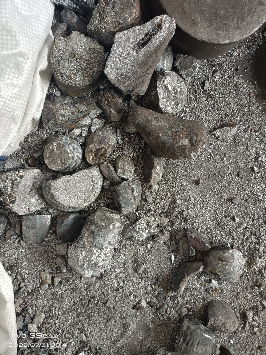 Продажа чистого вольфрама, вольфрамовые блоки, содержание 99%.