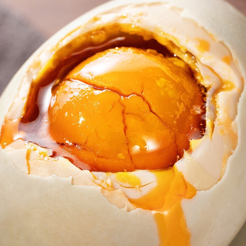 Oily Red Heart Salted Duck Eggs Koai Duck Egg Liquid Oil Bulk Wholesale Welfare Gift Source Manufacturer 65g 100 Pieces