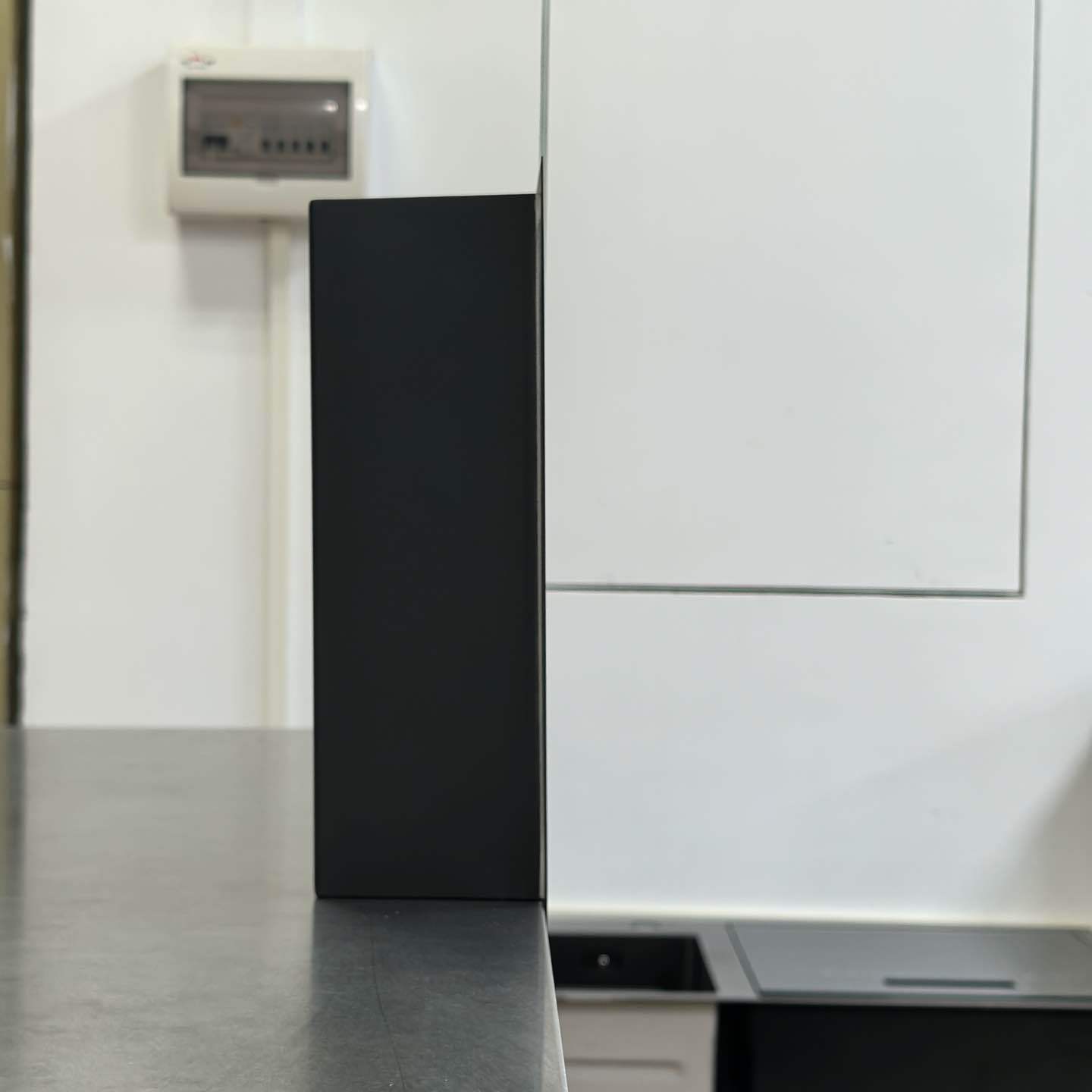 304 Stainless Steel Kitchen and Bathroom Niches, Wall-Mounted Storage Racks Can Be Customized in Color and Size, and Can Be Equipped with Light Strips