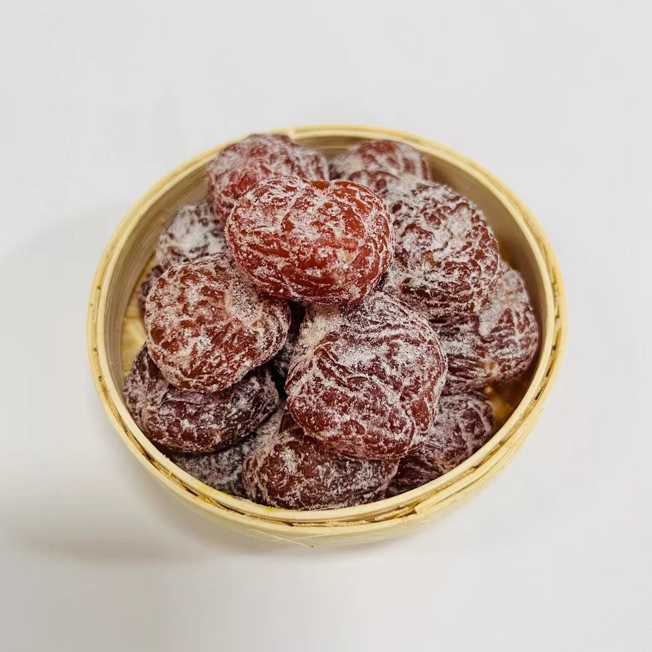 Wholesale bulk plum candied fruit [salt plum cake] non-nuclear taste sweet and sour casual snacks