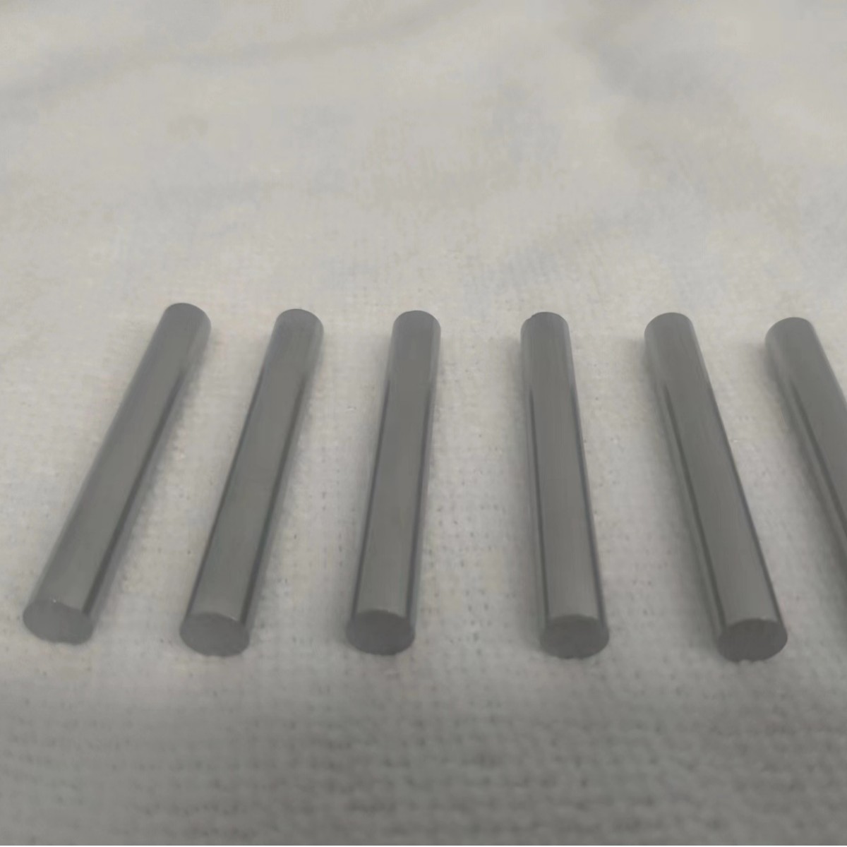 Трубка молибдена Fijide Производитель Высокая чистота молибденовая трубка Черная кожа Полированная блестящая металлическая молибденовая высокотемпературная устойчивая к материалам