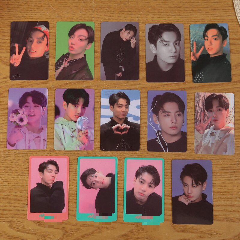100 Photocards of the Same Style from the Junior Group D (Clearance Price for More Than 1000 Sets)