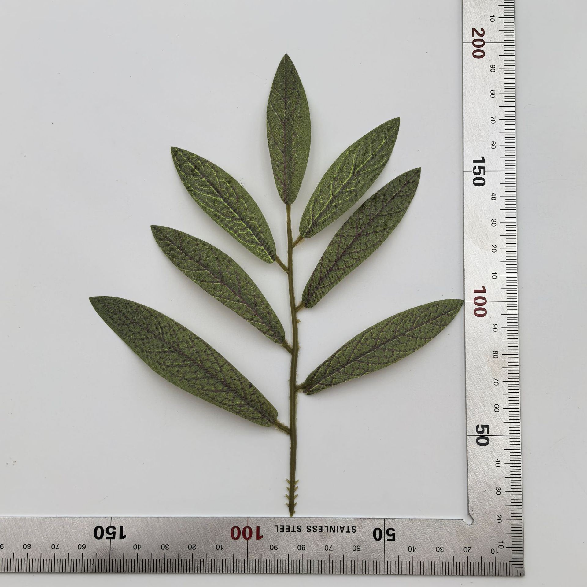 Manufacturer's Ready-Made Wholesale Simulated Leaf Seven-Pronged Olive Leaf Seven-Pronged Arrow with Holes Screen-Printed Leaf Branch Decorative Accessories