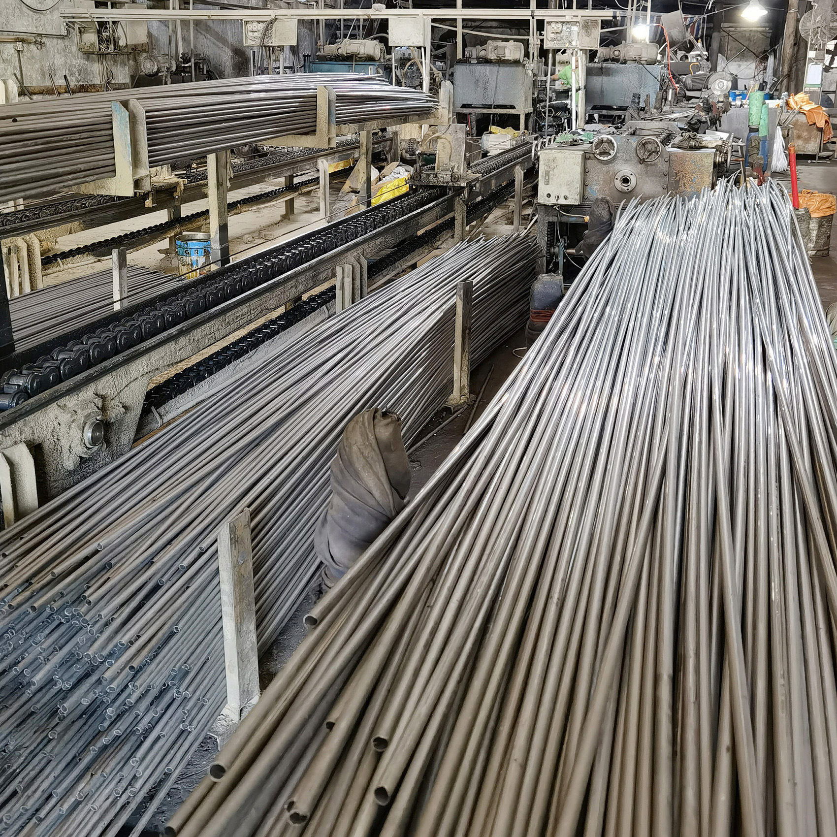 SOURCE Factory 39-inch stainless steel material straight golf putter iron rod body wholesale iron rod