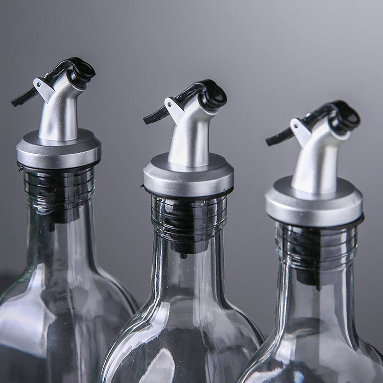 Oil pouring nozzle leak-proof oil pot nozzle universal bottle stopper glass oil bottle nozzle soy sauce lid vinegar wine bottle nozzle seasoning bottle nozzle