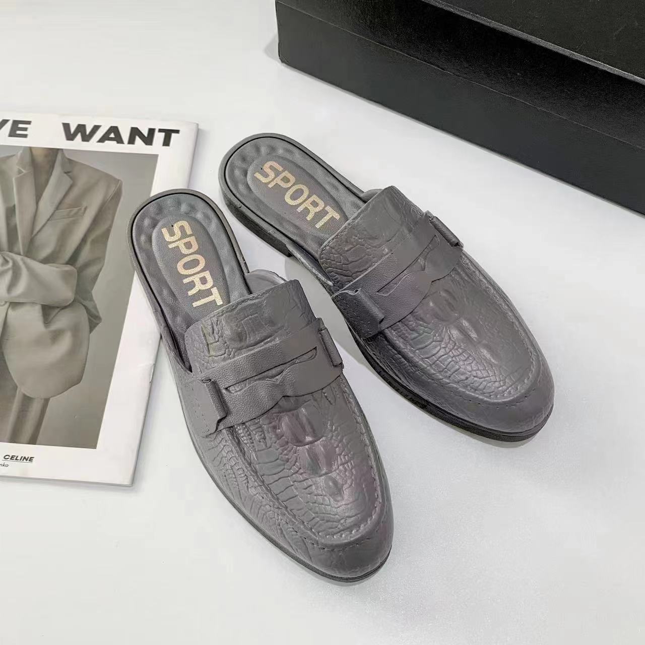 New Spring and Autumn Casual Men's Slippers Solid Color Closed-Toe Half Slippers Flat Fashion Outdoor Men's Sandals Trendy Men's Slippers