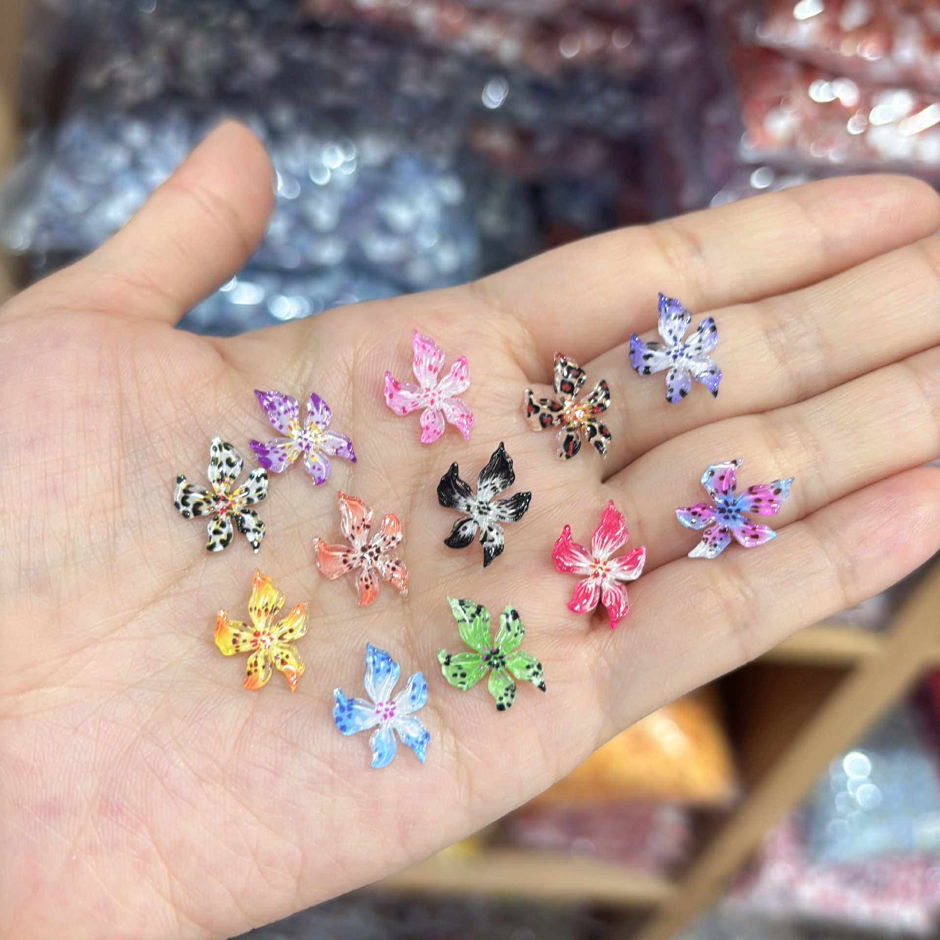 Nail Jewelry Ice Crystal Resin Lily Nail Decoration Small Jewelry Accessories Material Bag Mobile Phone Case Accessories